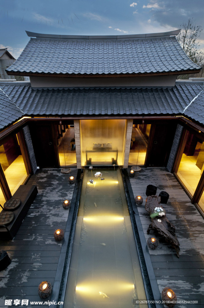 大宅庭院