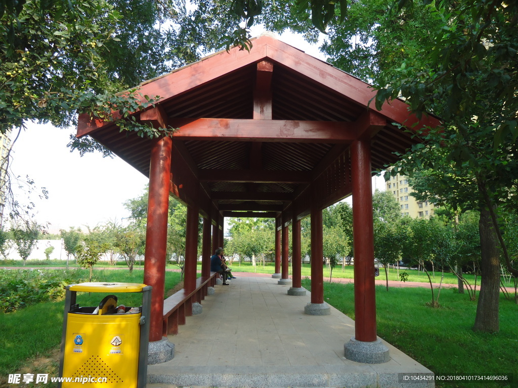 公園涼亭