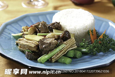 支竹牛腩伴飯