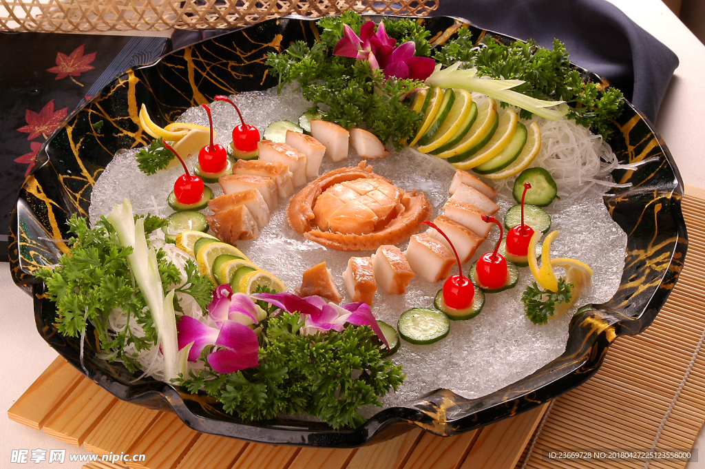 冰鎮(zhèn)鮑魚拼盤