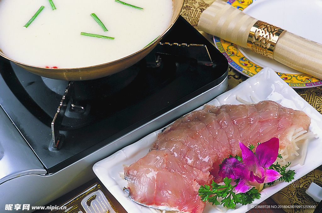 濃湯財魚生灼鍋仔