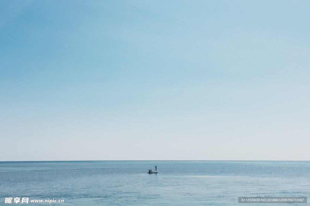大海藍天