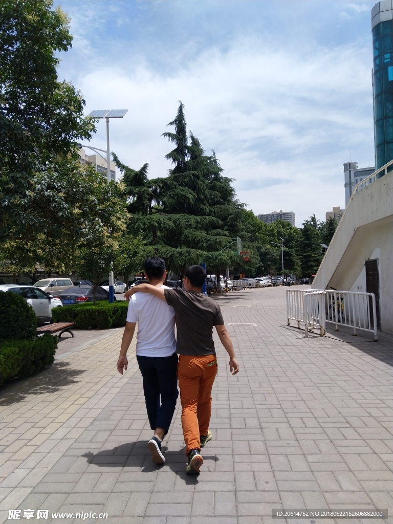 開心的朋友們