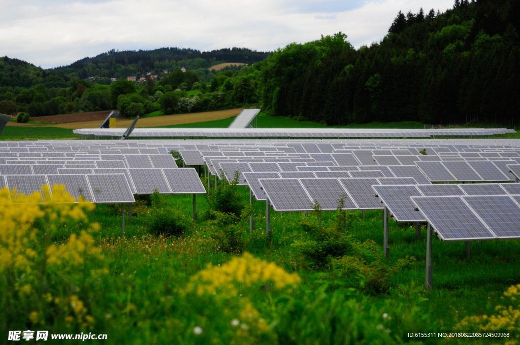 光伏板 新能源 太陽能 發電站