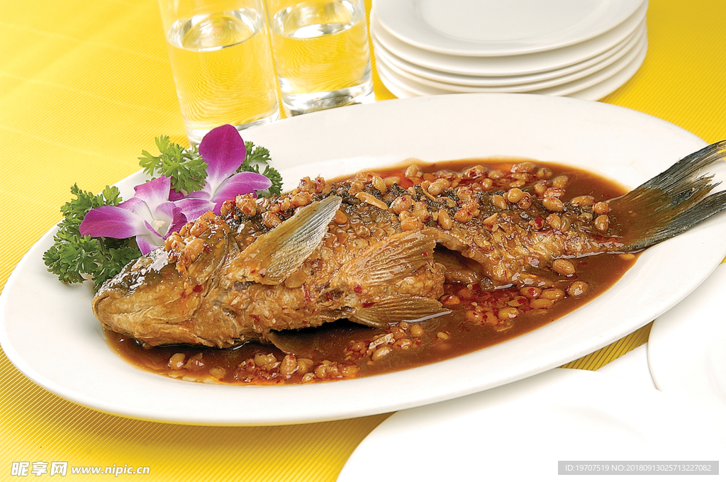 燜鯽魚