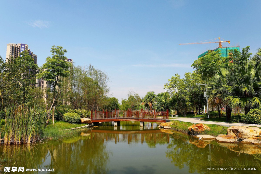 公園小亭
