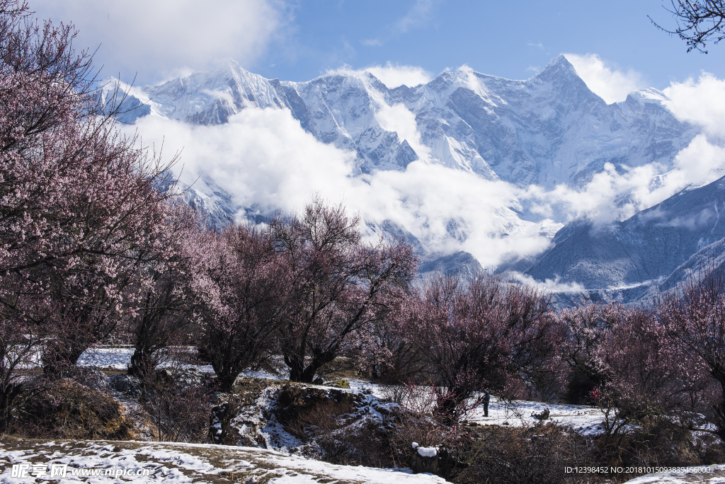 雪山美景