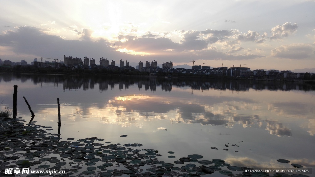 近黃昏