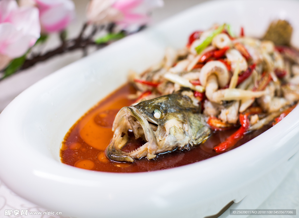 尖指椒燴桂魚
