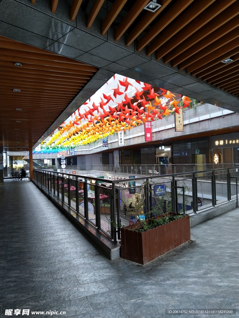美麗的商場風景