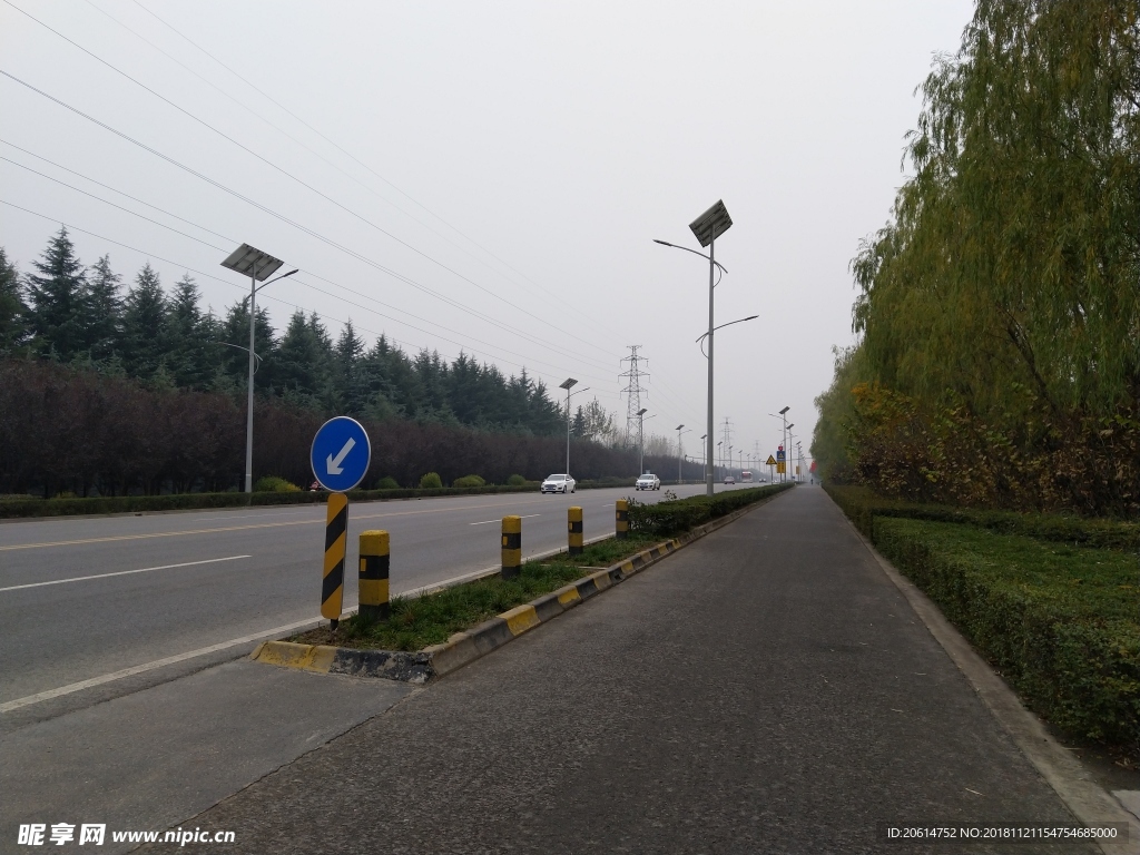 城市道路風(fēng)景