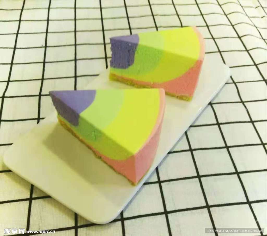 彩虹蛋糕