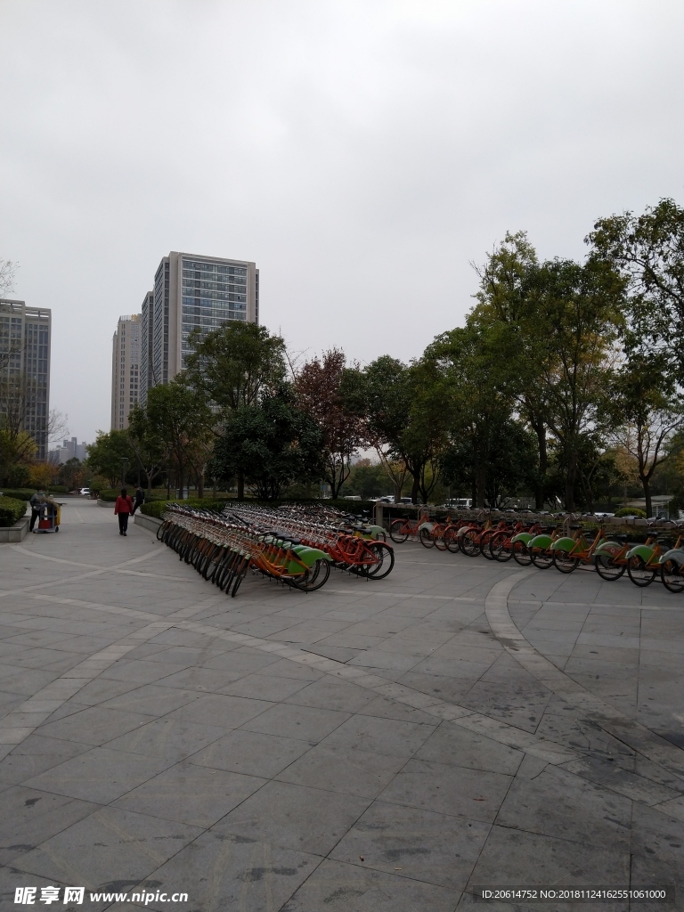 城市廣場風景