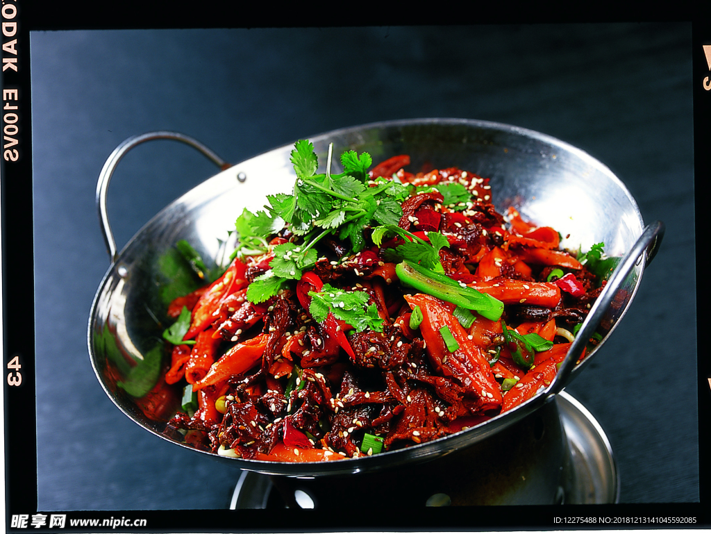 干鍋牛肉菌絲