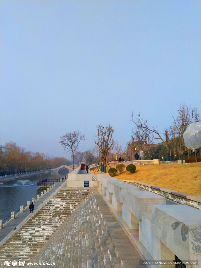 美麗的護城河風景