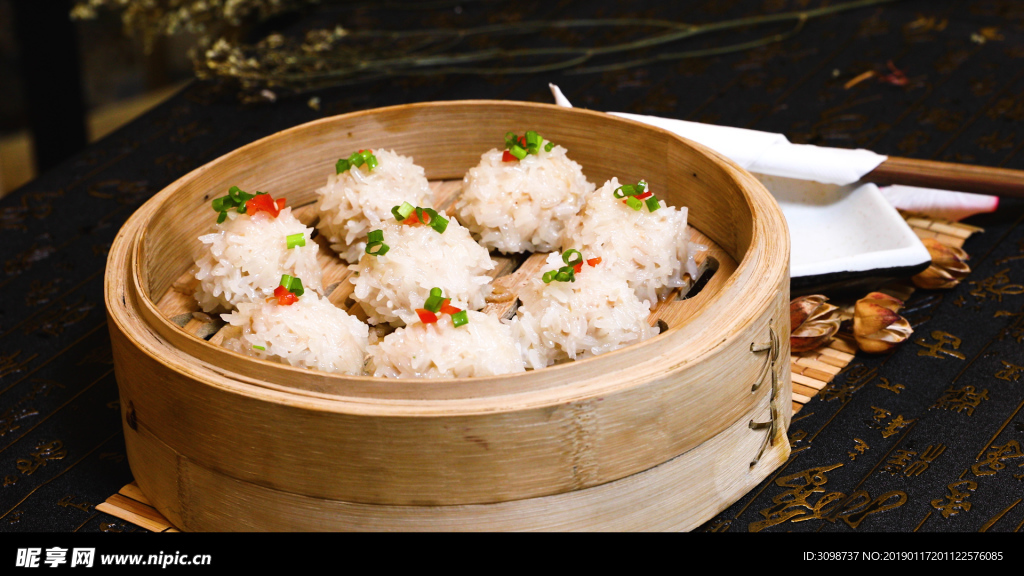 蒸珠丸子粉蒸肉