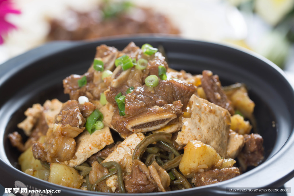 牛排干豆角燉豆腐