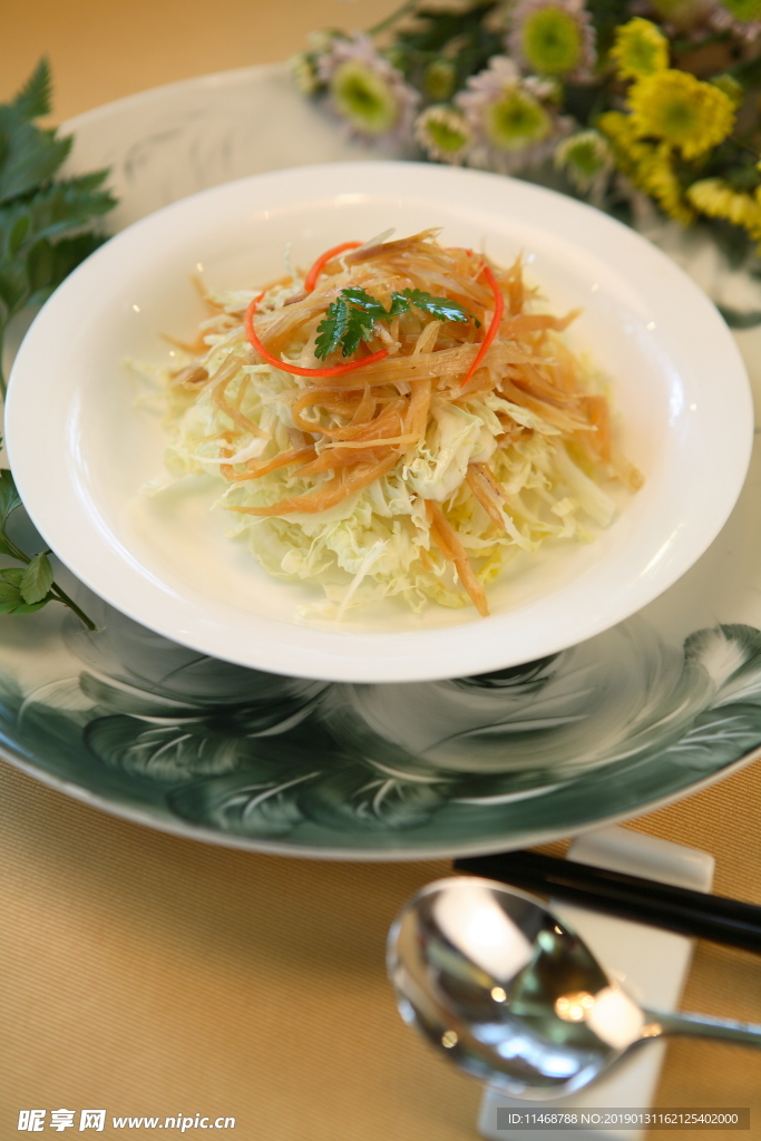 白菜魚(yú)板絲