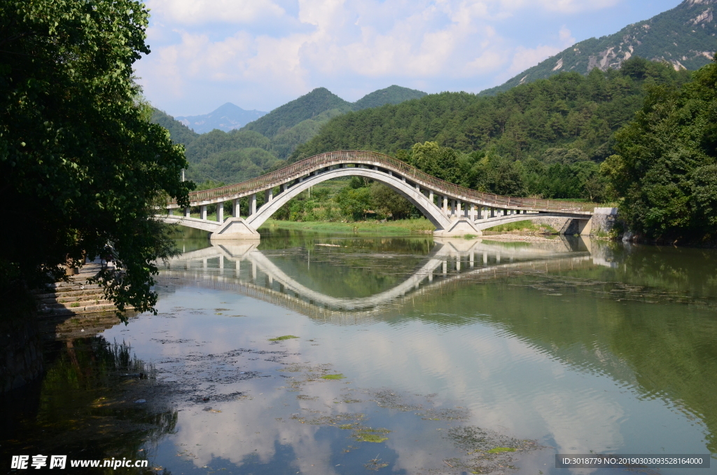 拱橋