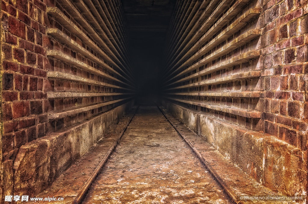 工厂砖瓦对称轨道隧道黑暗4k图