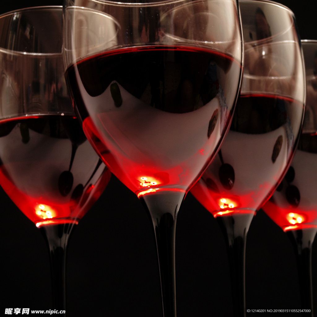 酒杯