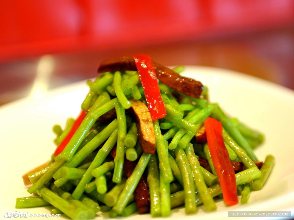 蘆茼炒干絲