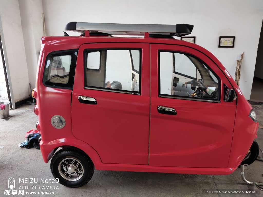 老年代步車圖片