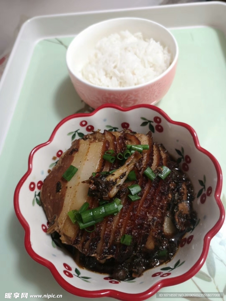 扣肉飯
