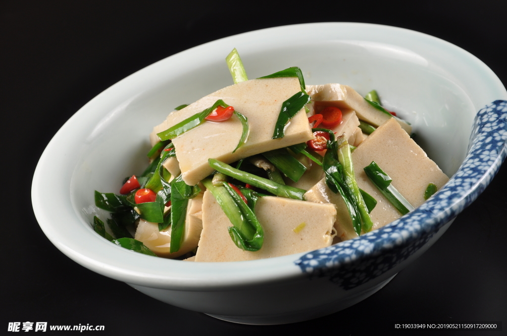 韭香爆豆腐