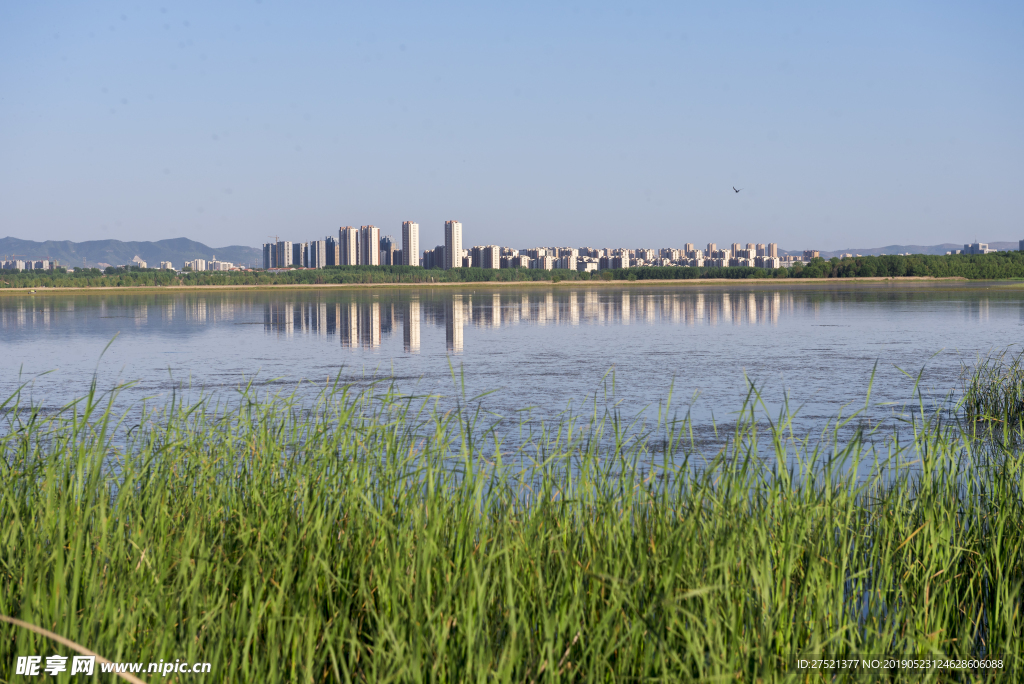 水岸城市