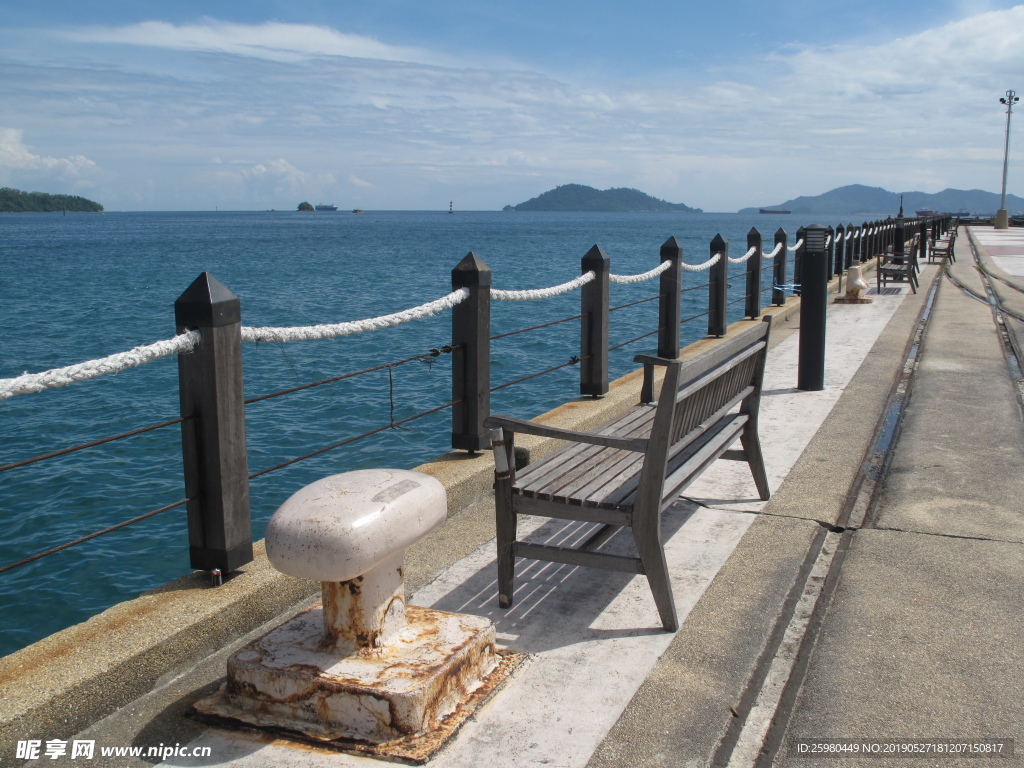 碧海藍(lán)天