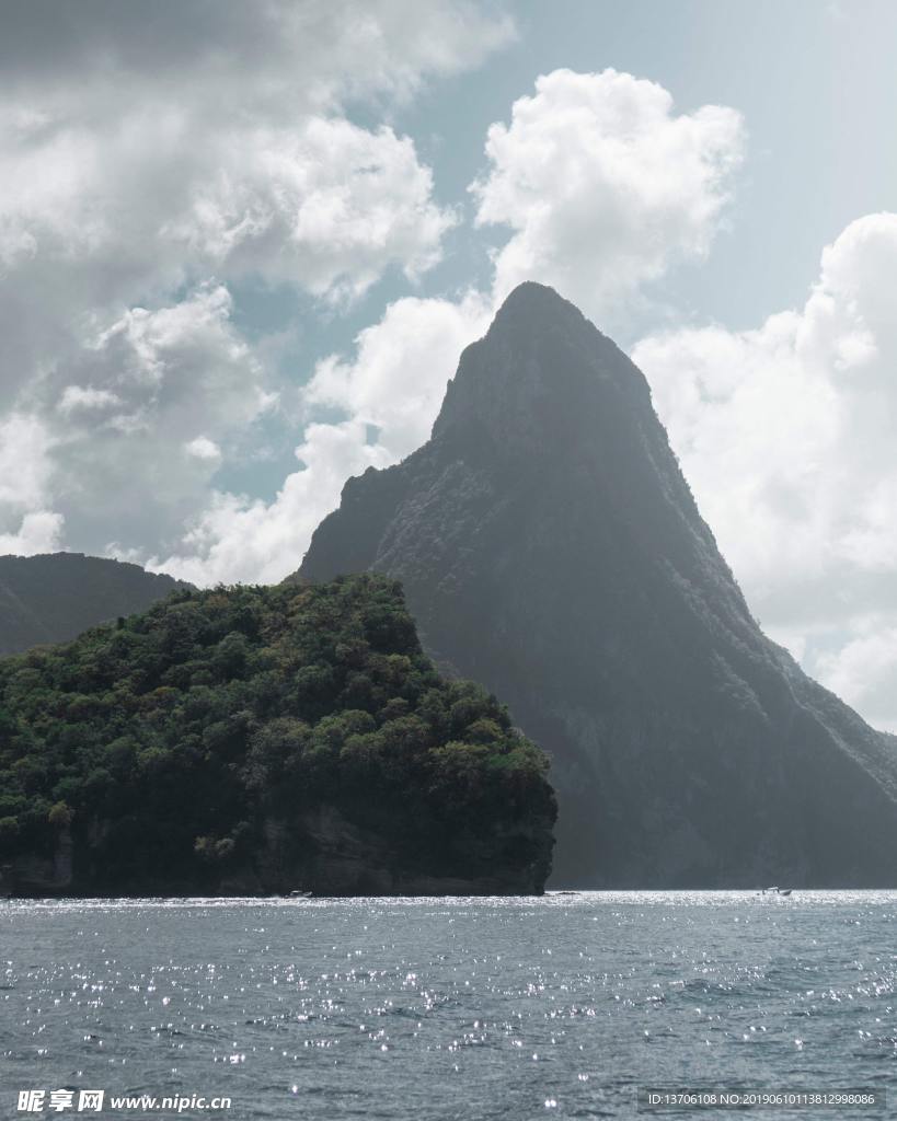 海岸島嶼山峰
