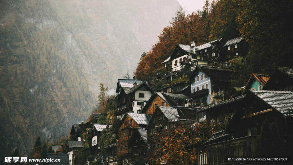 山間別墅