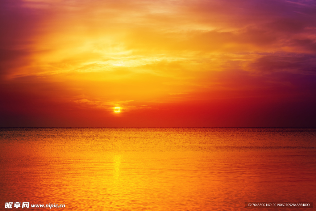 夕陽大海