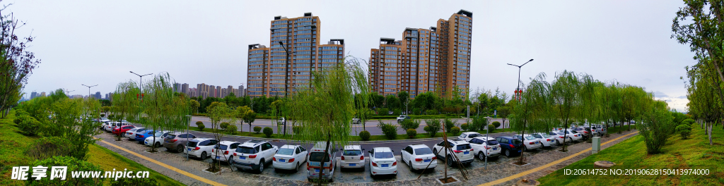 城市道路風(fēng)景