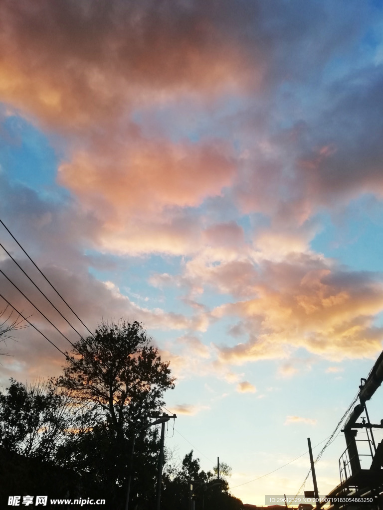 霞光