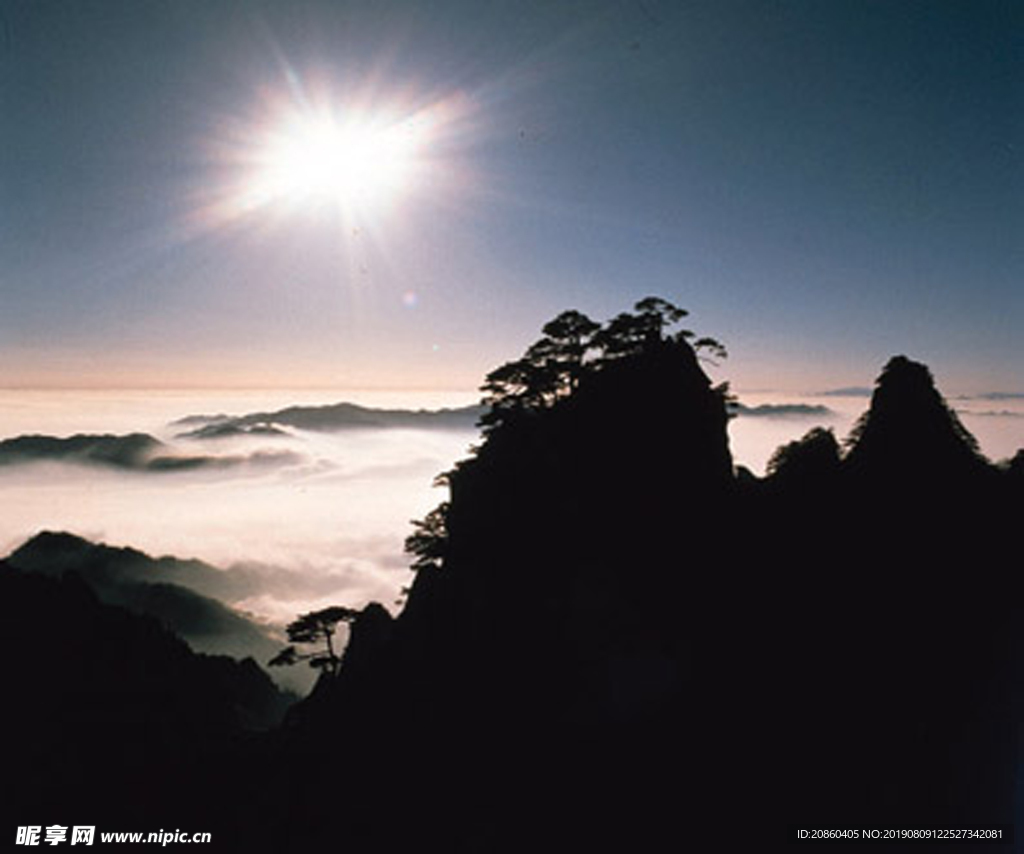 山林 大山 樹林 郊區(qū) 藍天