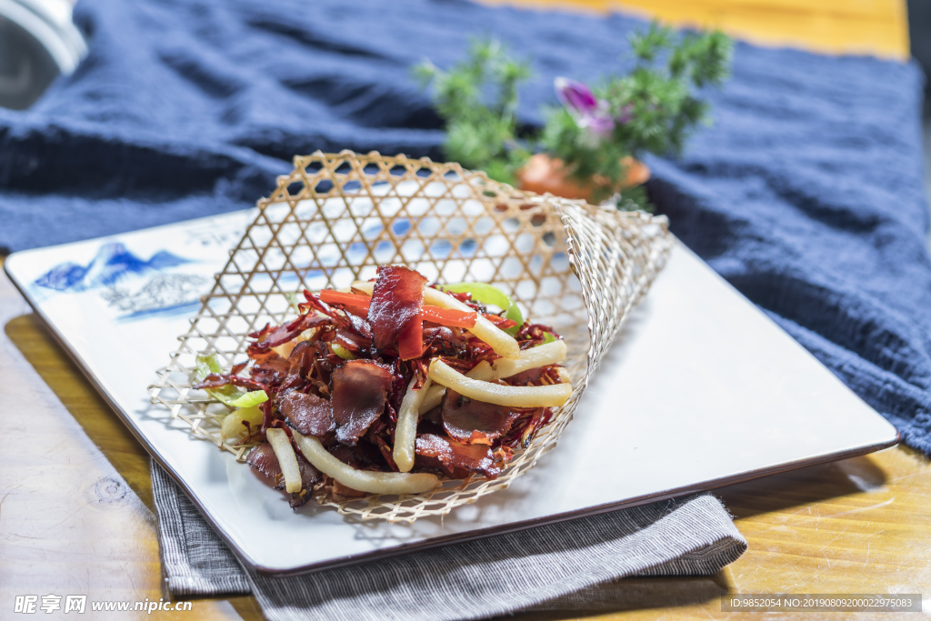 薯條炒牛肉