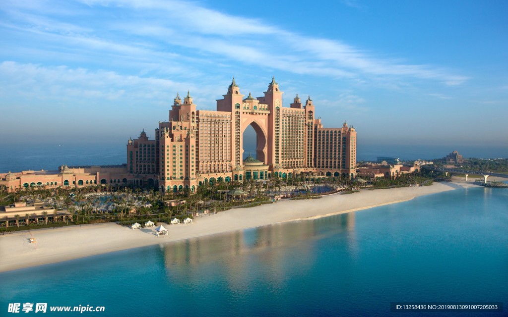 国外大楼海边风景