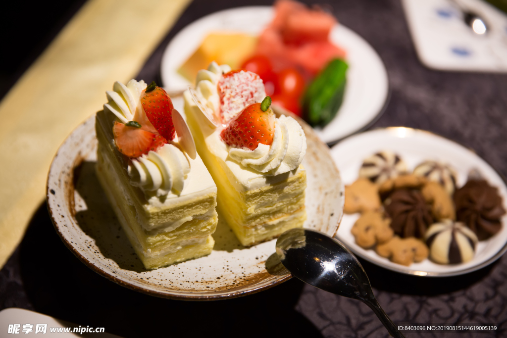 草莓蛋糕  餅干小食