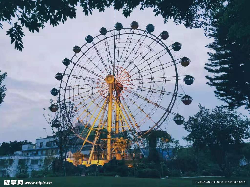 福州西湖公園摩天輪