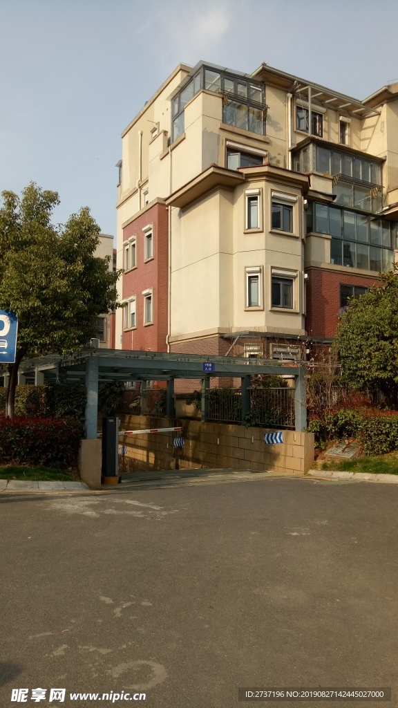 小區(qū)建筑