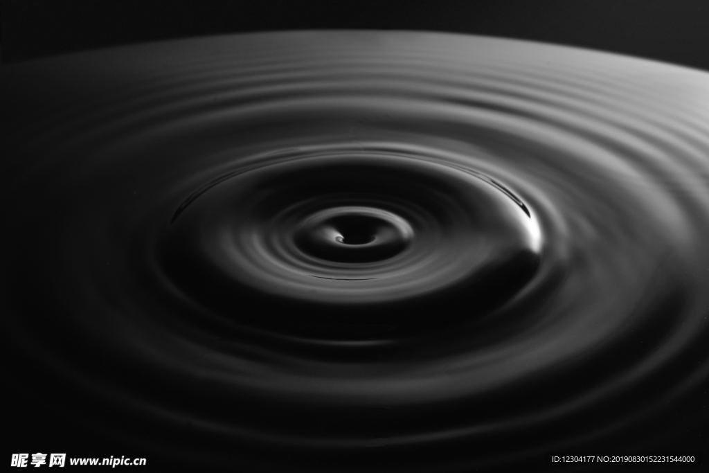 水