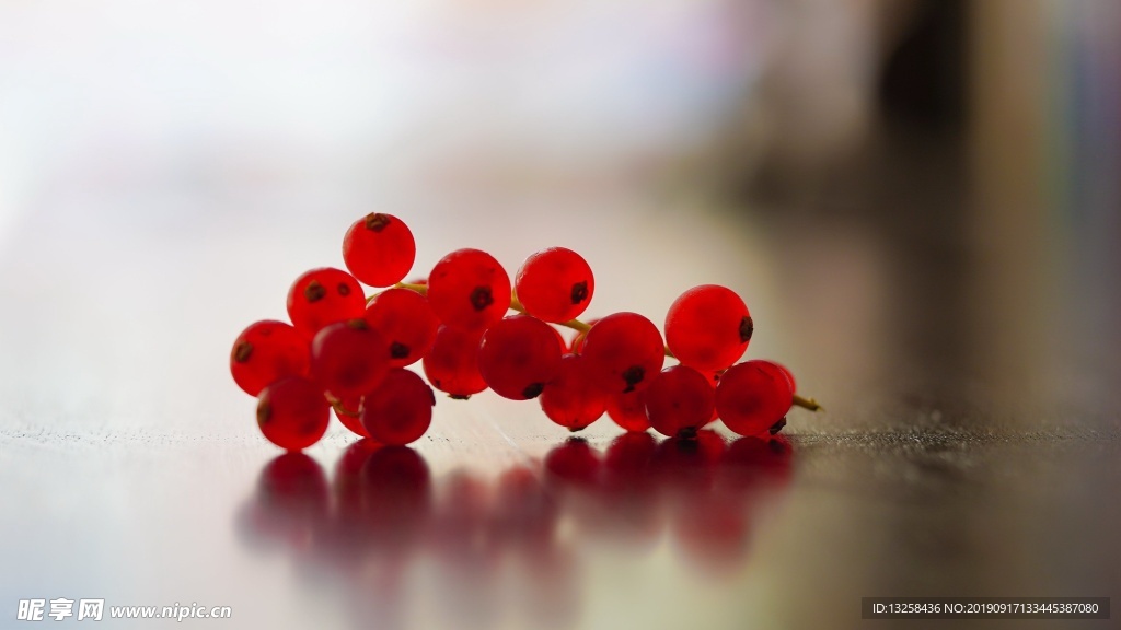 紅色水果