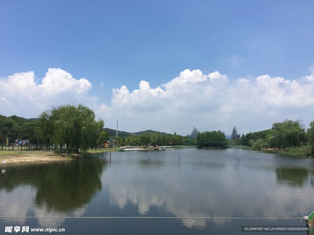 湖面