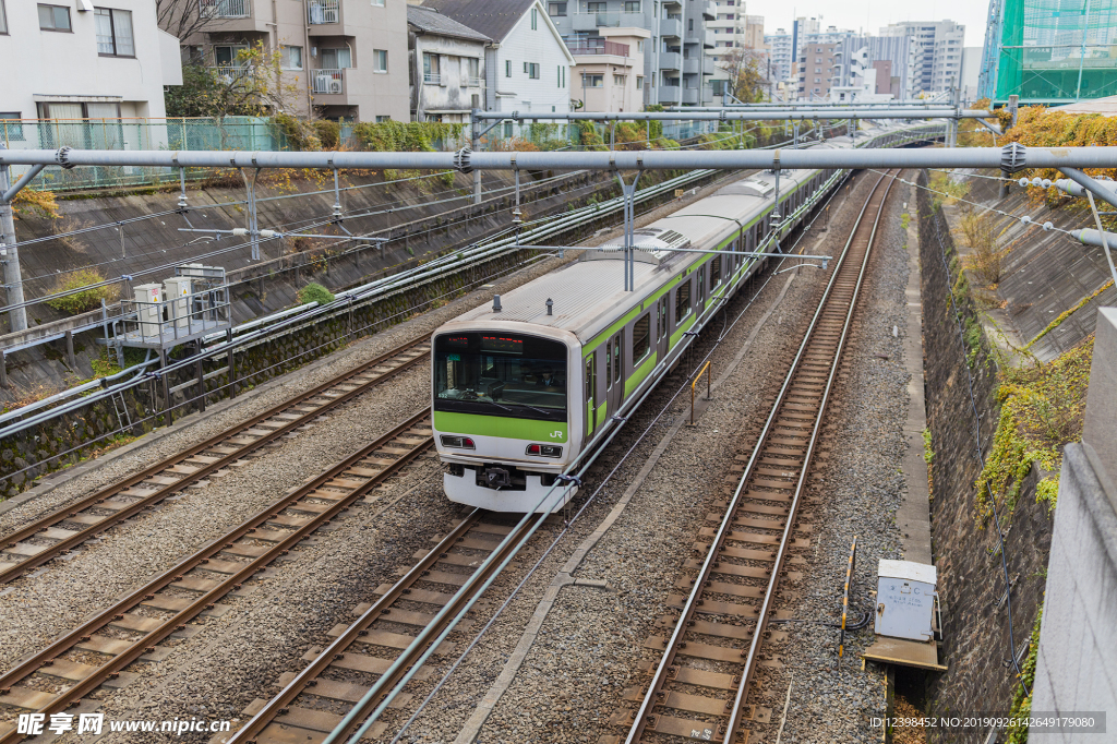 日本火車