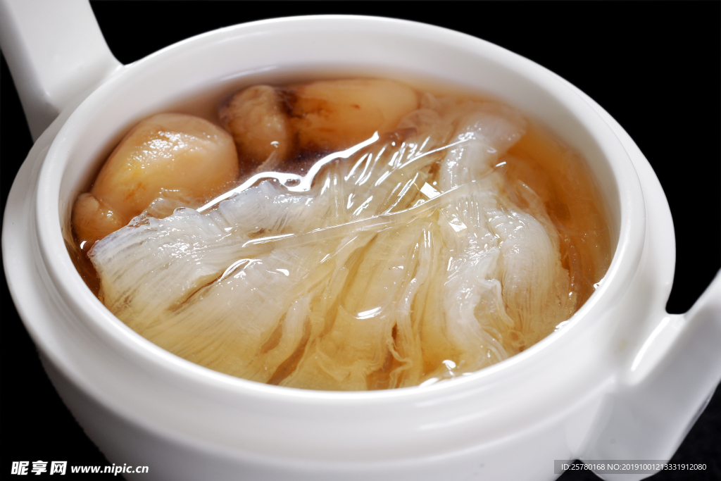 粵松茸燉翅