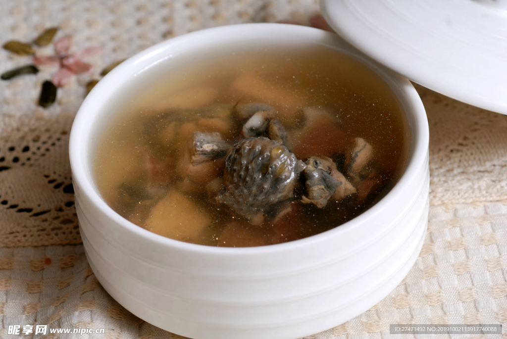 野菌烏雞湯