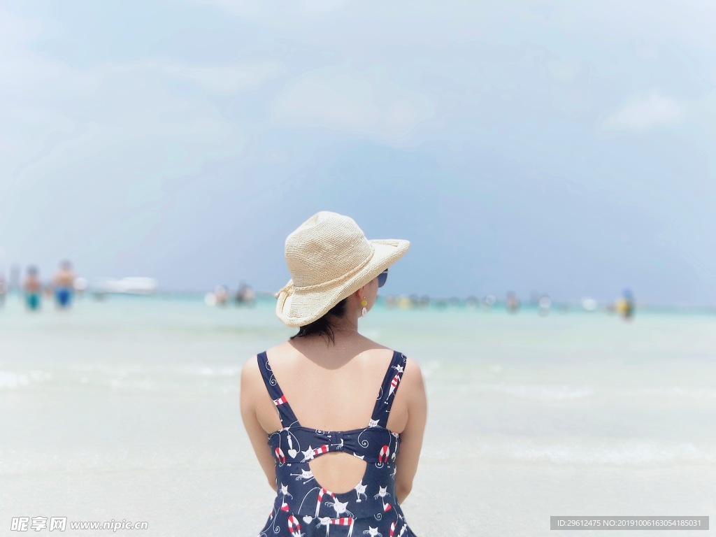 海邊的女孩