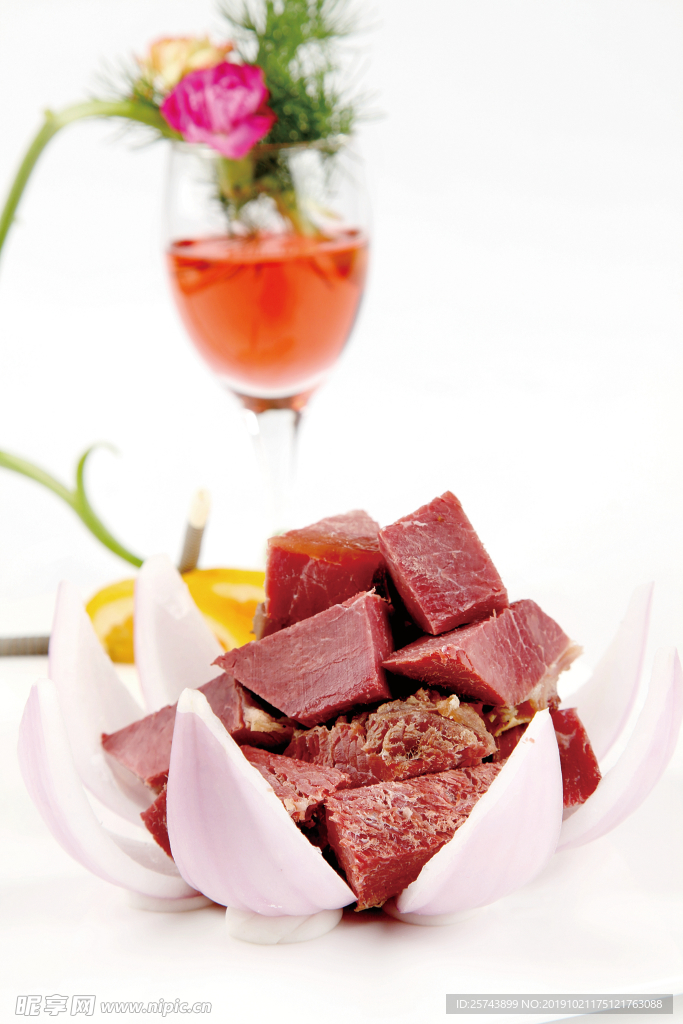 大塊牛肉